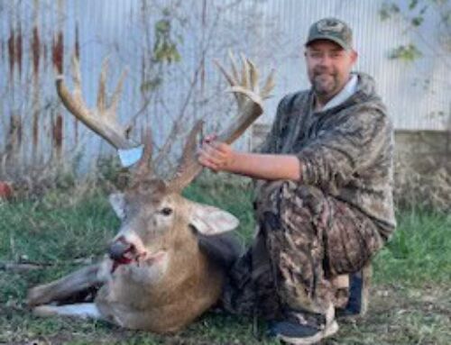 Daniel Nelson’s 2024 Illinois Giant Buck, 200 2/8 Gross NT